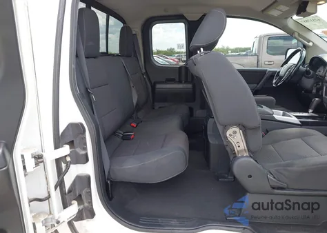 2013 Nissan Titan Pro-4X z USA, uszkodzony, nr VIN 1N6BA0CC4DN313005